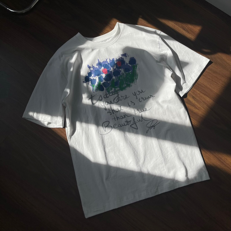 Áo Thun THEZODIE Hoa Cúc màu đen