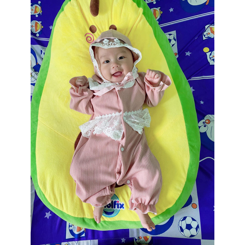 Body tăm gạo dài thân màu hồng cam kèm mũ 3-11 kg,body thu đầy tháng cho bé gái chất tăm gạo mềm