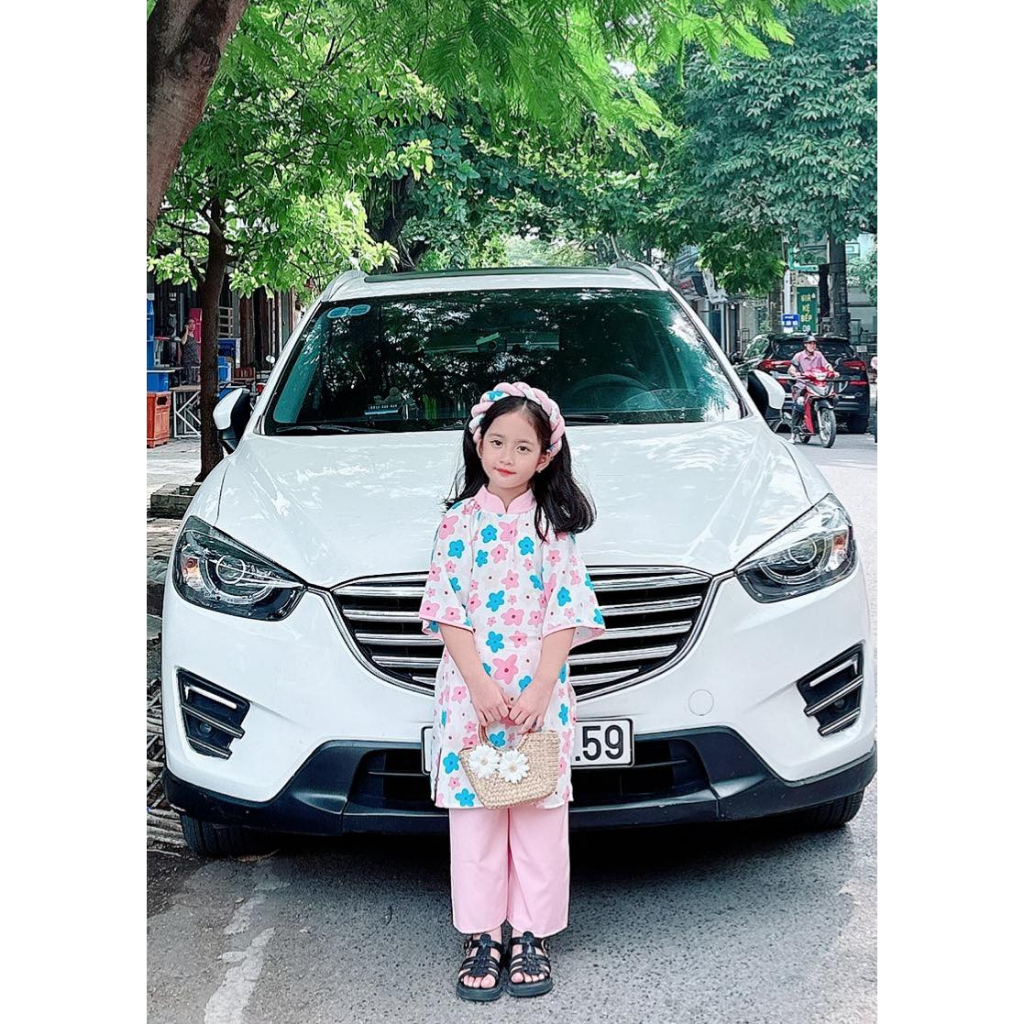 Áo dài hoa đào mẹ con kèm mấn 5-65 Kg kèm mấn ,Chất lụa mềm mịn