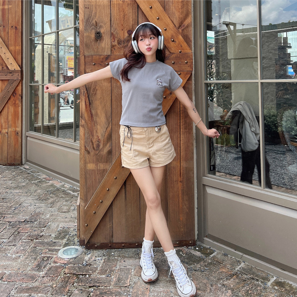 Áo Baby Tee Thêu MEOW MEOW tay áo raplan có chiết eo vải thun brand Calem.Club