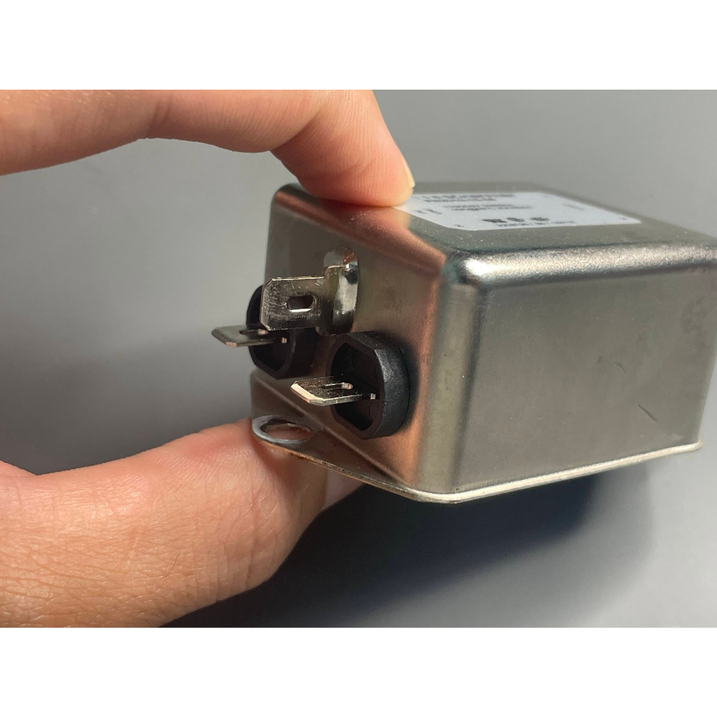 Lọc nhiễu AC 16A 250V Schaffner FN2010-16-06