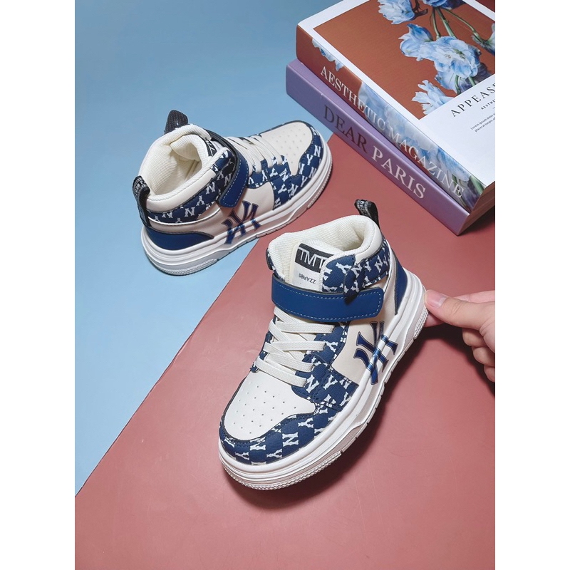 Thể thao cao cổ 2 màu  sz 32-37