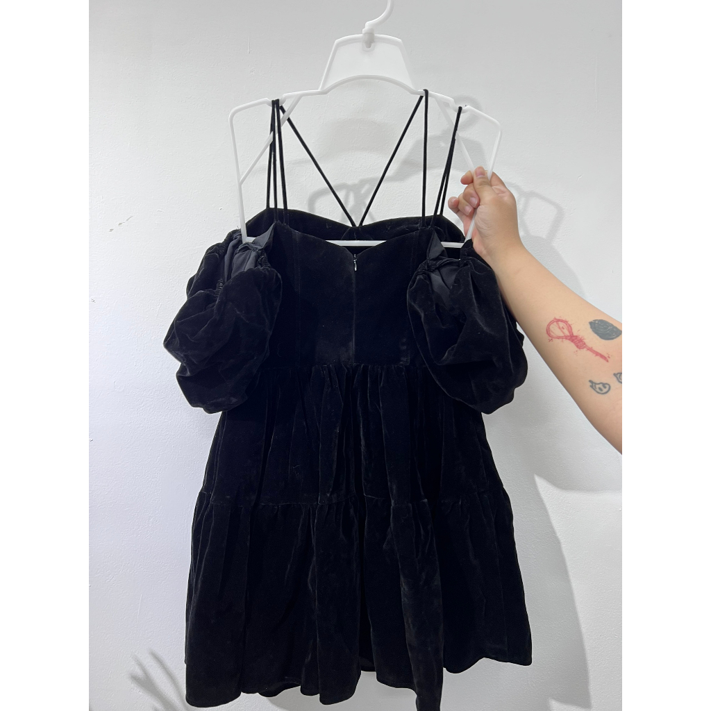 Đầm nhung đen - S/M