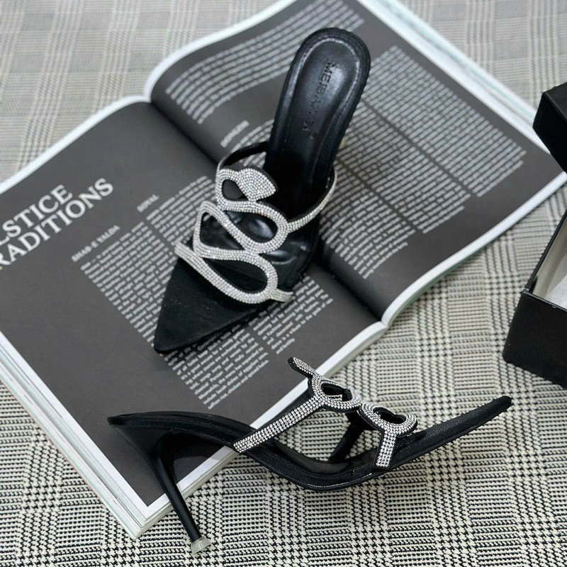 GIÀY CAO GÓT LẮC ĐÁ RẮN 😍