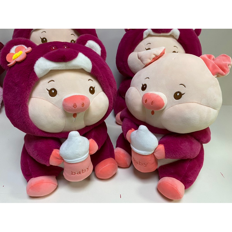 Gấu Bông Lợn cosplay mũ dâu