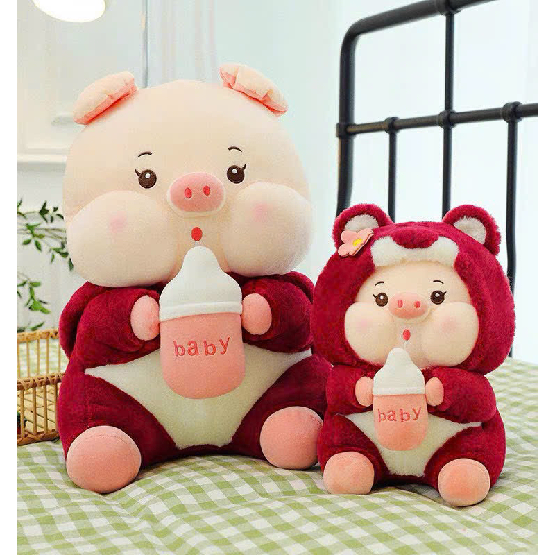 Gấu Bông Lợn cosplay mũ dâu