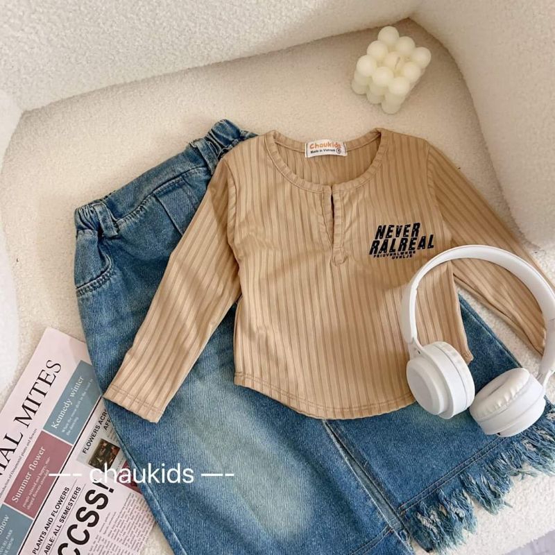 Set áo +chân váy bò cho bé gái.10 đến 28kg.hình thật trải sàn ak