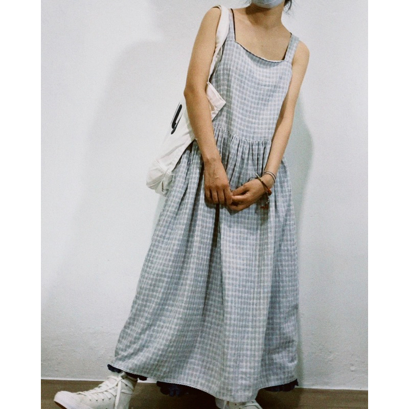 Đầm kẻ dáng dài 2hand / Instagram: maybay.2hand