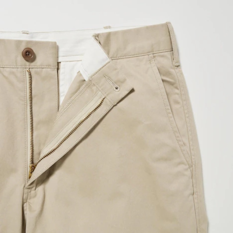 Quần dài Kaki Uniq Chino Regular fit    cắt tag dáng suông