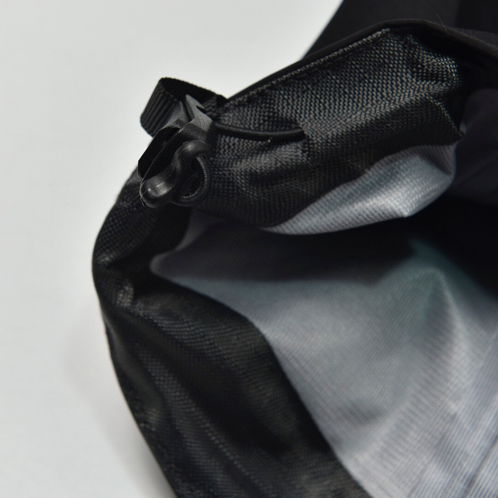 Áo khoác gió nam ARC'TERYX dài tay có mũ, thêu hoạ tiết chữ cái thương hiệu