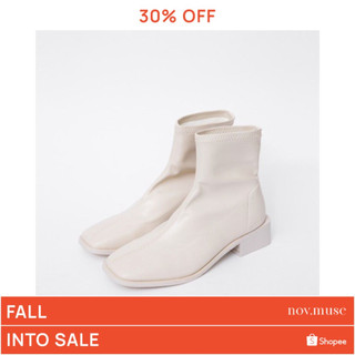 30501 - giày avery ankle boots