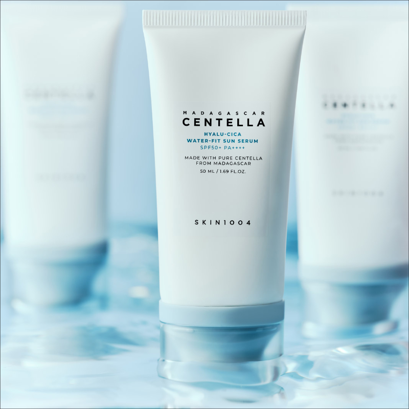 Kem Chống Nắng Cấp Ẩm Skin1004 Madagascar Blue Centella Hyalu-Cica Water-Fit Sun Serum SPF50 PA++++ 50ml - XANH