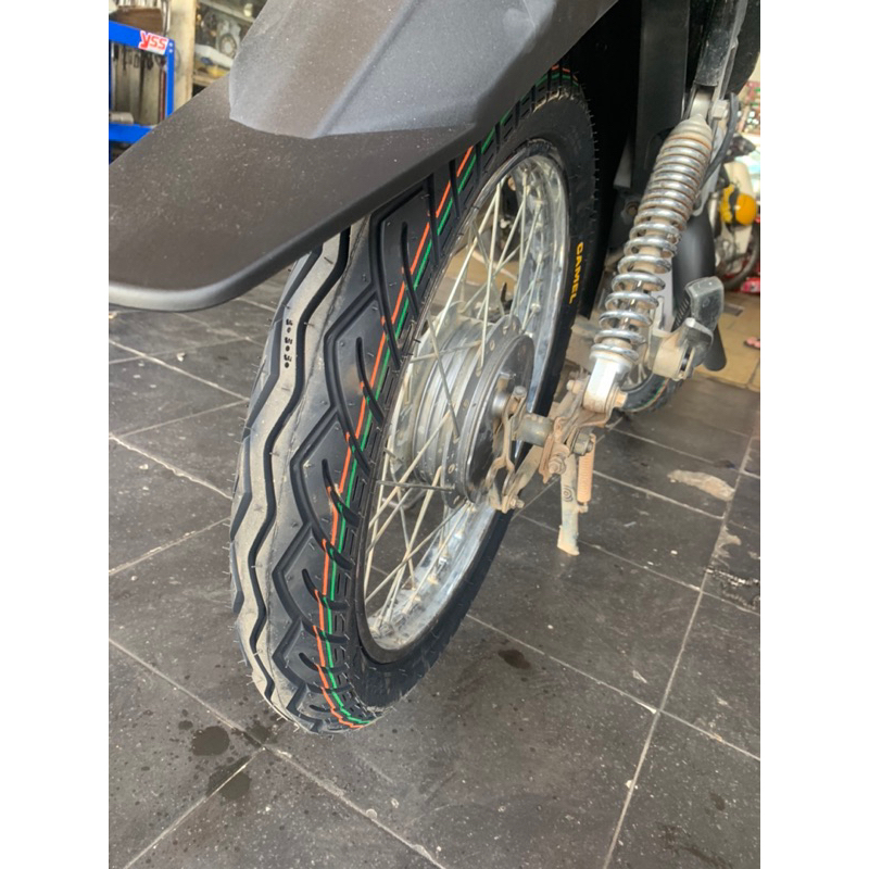 Vỏ Lốp trước 70/90-17 và sau 80/90-17 xe số Sirius,Taurus,Jufiter gai theo xe như Maxxis.