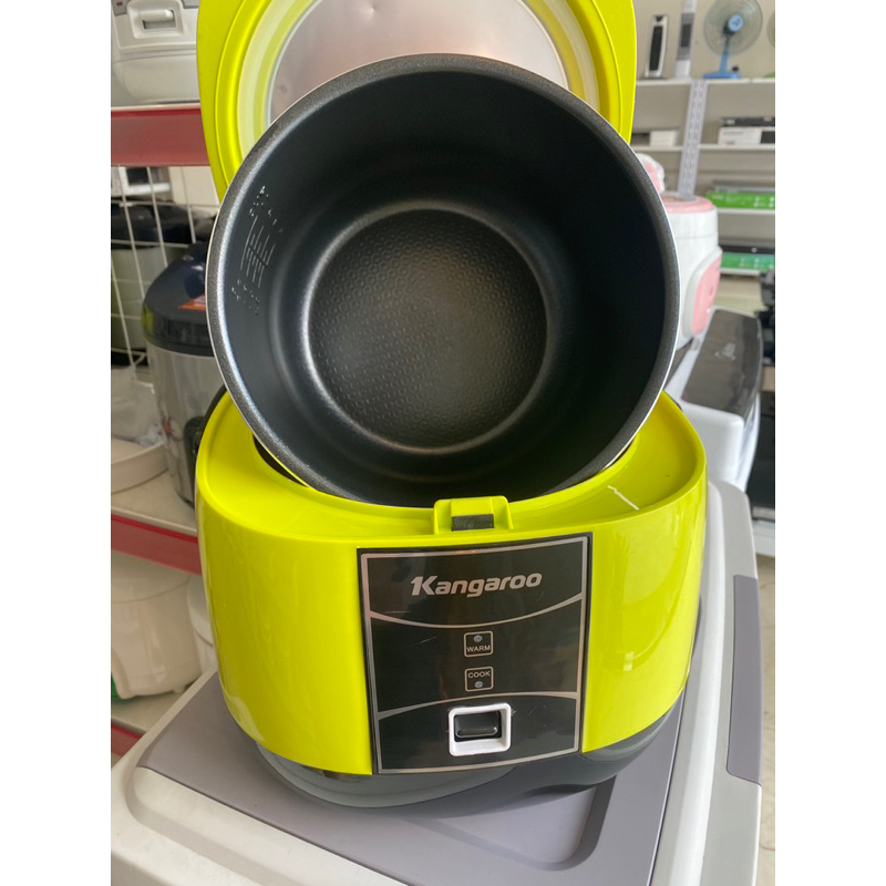 Nồi cơm Kangaroo KG22R1 Hàng thanh lý