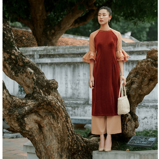 Áo dài cách tân nữ Her studio đỗ quyên tay xoè