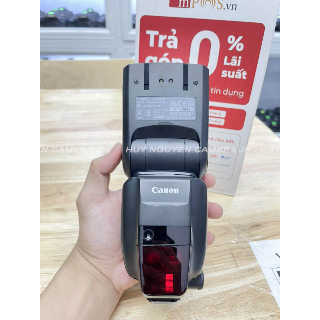 ĐÈN FLASH CANON 600EX RT 90-99%. Hoạt động tốt mọi chức năng.
