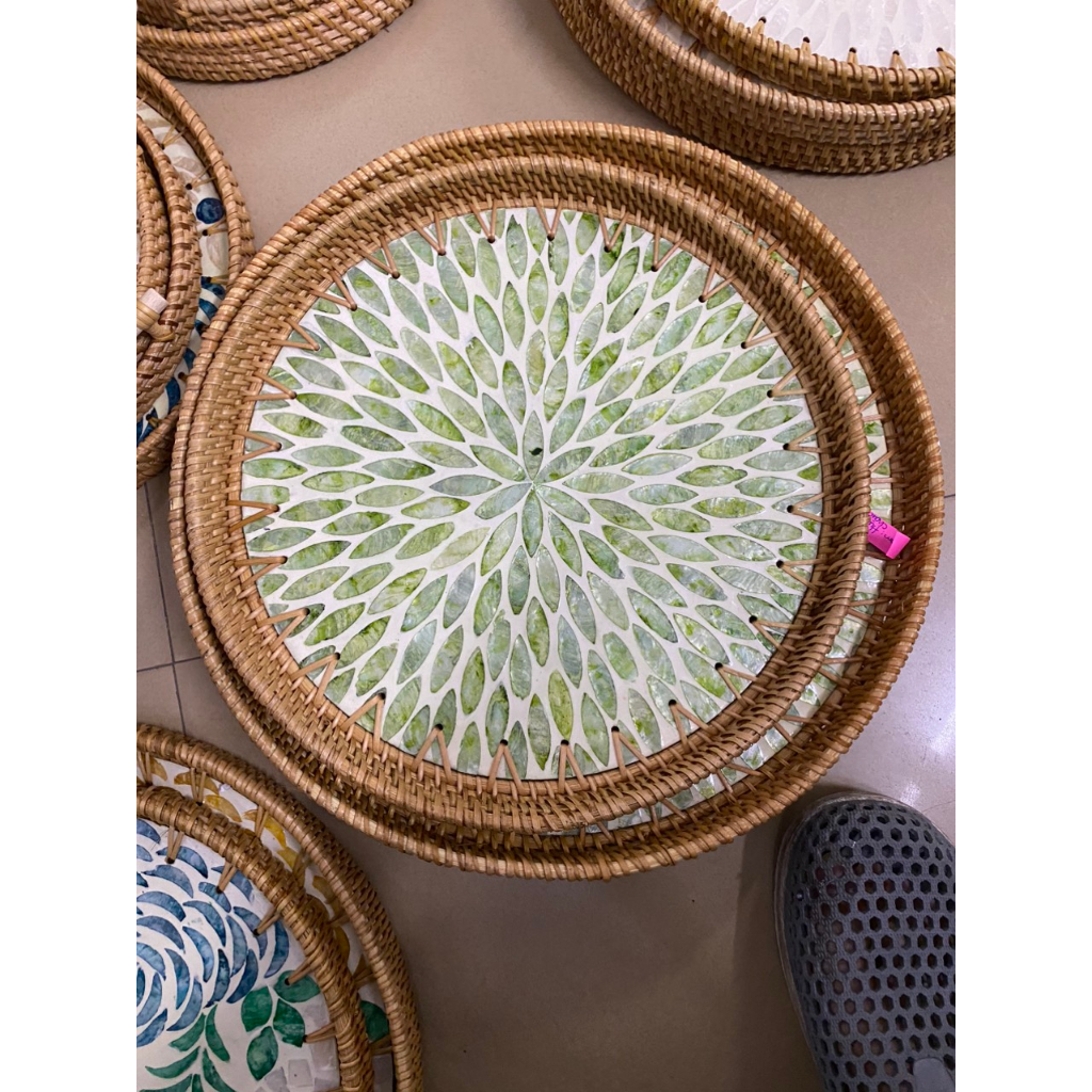 Khay mây khảm trai Nam Việt