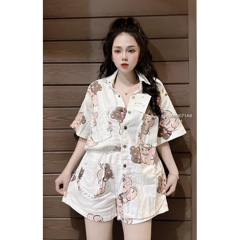 Set bộ áo sơ mi jean tay ngắn họa tiết gấu kèm quần short cá tính VIENS STORE