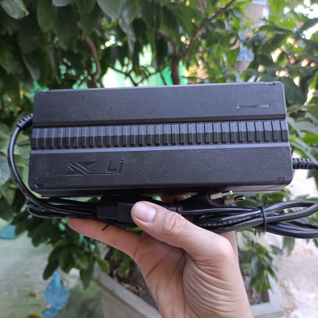 Sạc xe điện 17S 60V  5A dùng cho pin Li-ion 3.7V
