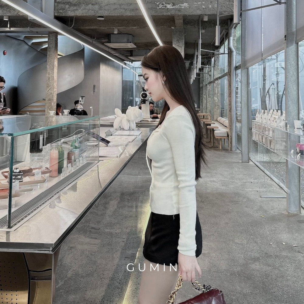 Set đồ nữ GUMIN thiết kế áo thun trắng dài tay và chân váy ngắn chữ A tiểu thư sang trọng