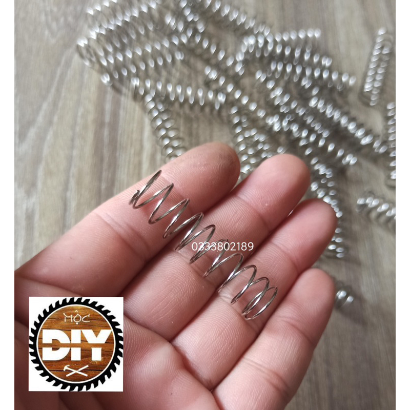 Lò xo nén inox phi 12, sợi 8zem dài 4cm