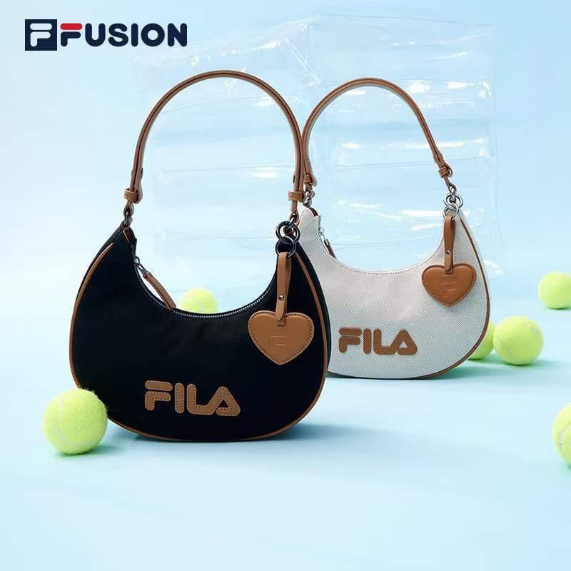 Túi HoBo kẹp nách F.I.L.A