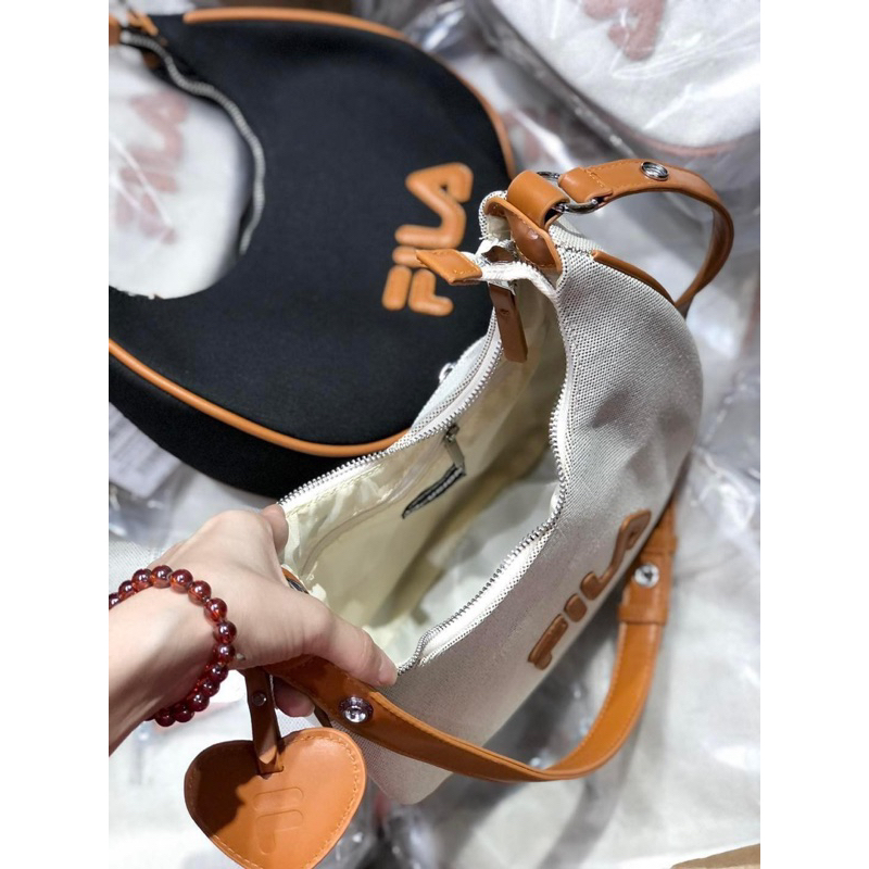 Túi HoBo kẹp nách F.I.L.A