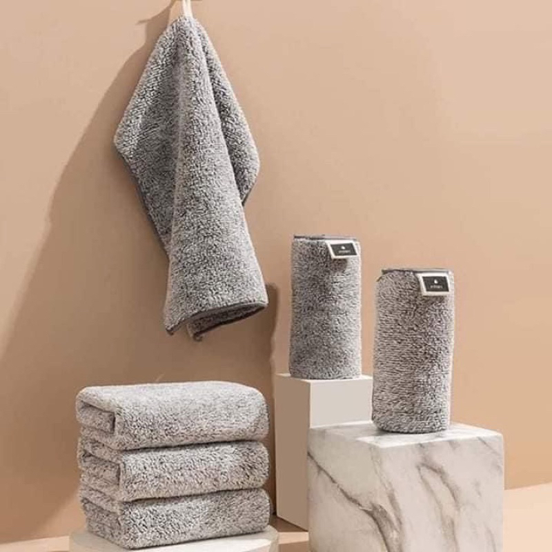 Khăn lau bếp màu ghi thấm hút nước tốt