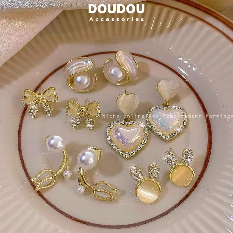 Bông tai Doudou Hoa tai đi tiệc Khuyên tai Khuyên tròn dài hợp kim cá tính phong cách Âu Mỹ sang chảnh thời trang EH005