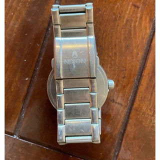 Đồng hồ nam hiệu Nixon