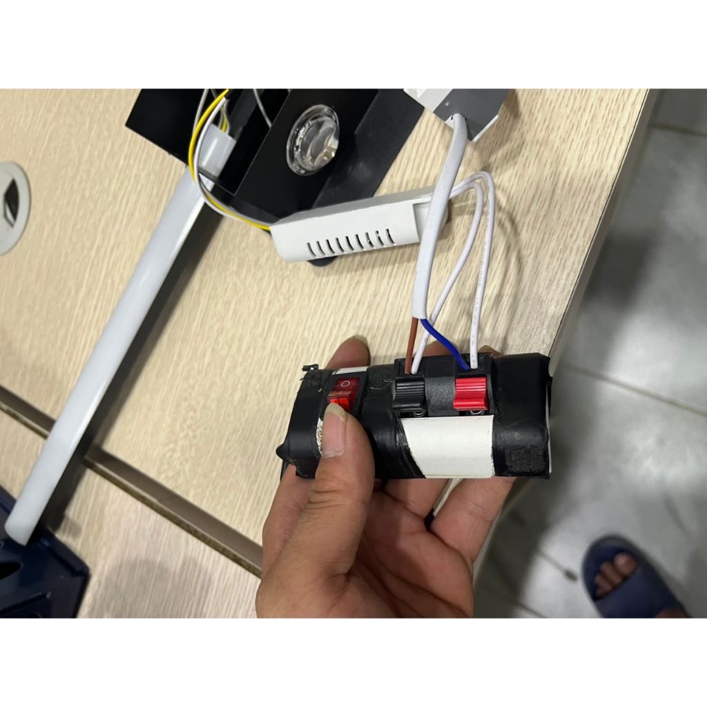 Đèn tường LED dài 1m 3 chế độ ánh sáng BLIGHT phong cách hiện đại 605-BL 3C,công suất 24W, màu đen