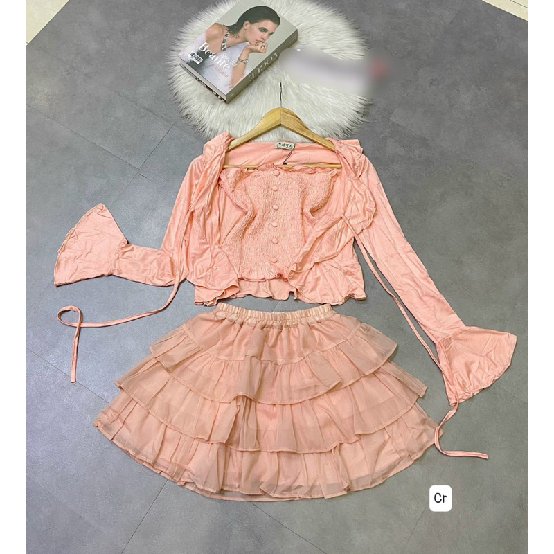 Set áo ống nhún chun nút bọc phối áo khoác tay dài kèm chân váy xoè tầng