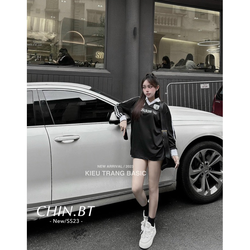 Áo tay dài hoạ tiết viền sọc cổ sơ mi