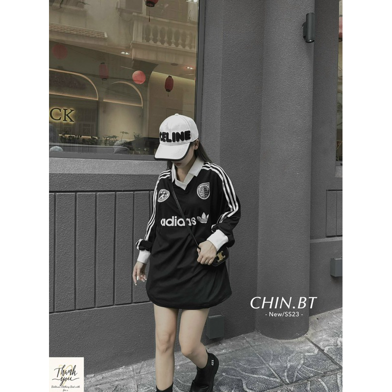 Áo tay dài hoạ tiết viền sọc cổ sơ mi