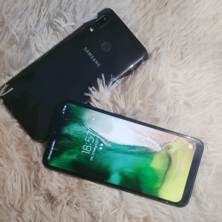 Điện thoại Samsung A20 giá rẻ pin khỏe bảo hành hậu mãi số 1