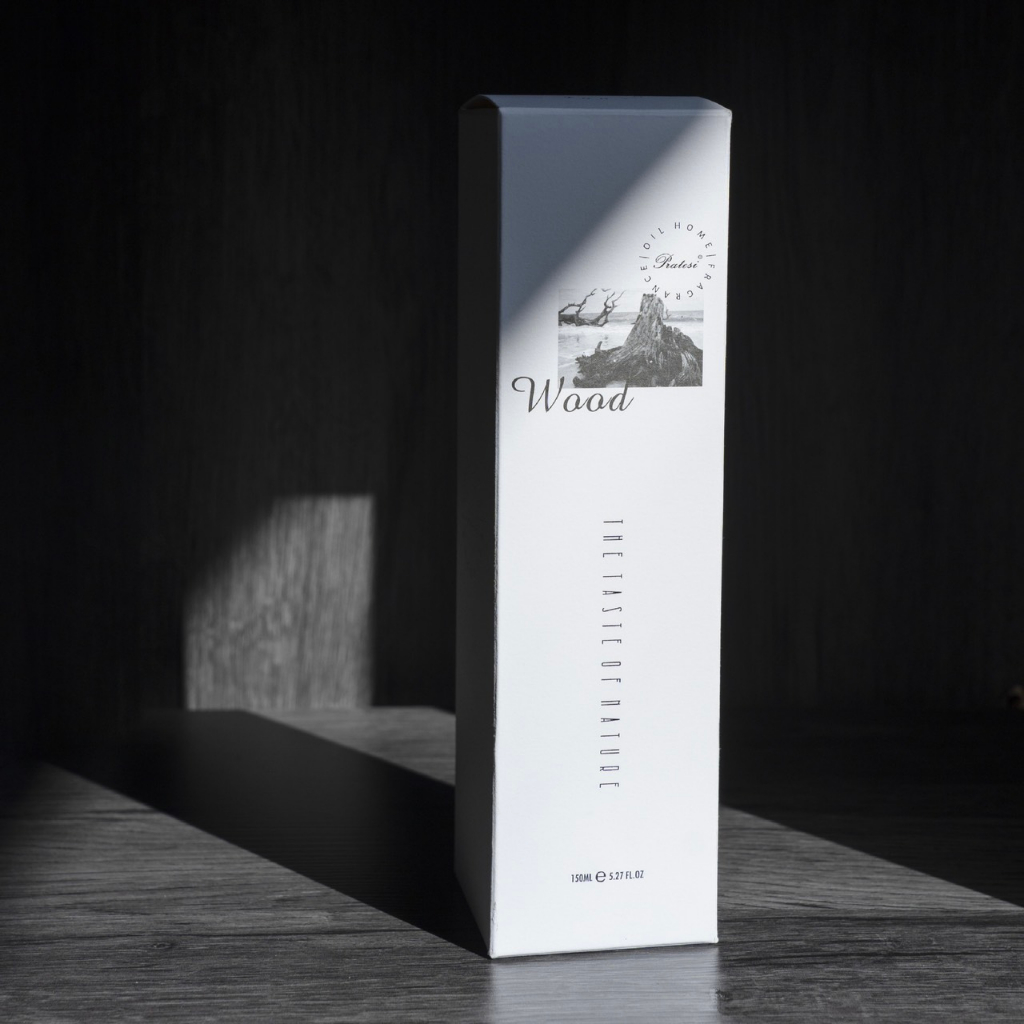 Tinh dầu thơm phòng sang trọng hương gỗ 150ml kèm que khuếch tán