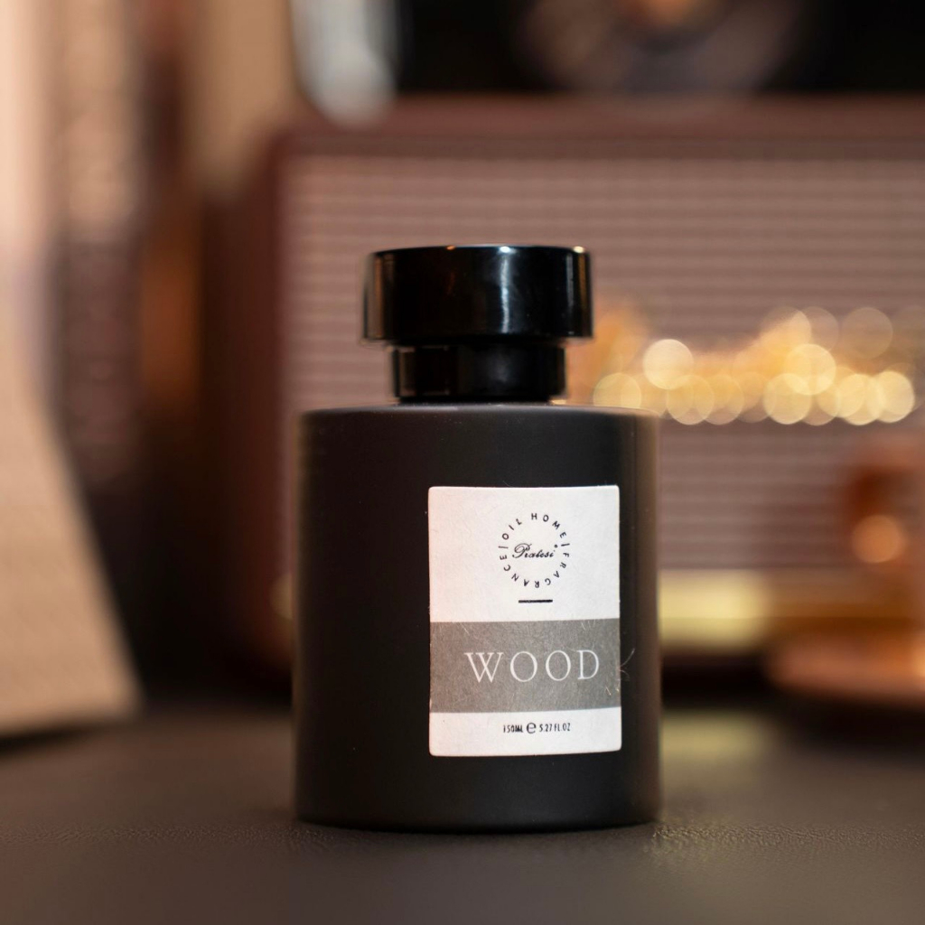 Tinh dầu thơm phòng sang trọng hương gỗ 150ml kèm que khuếch tán