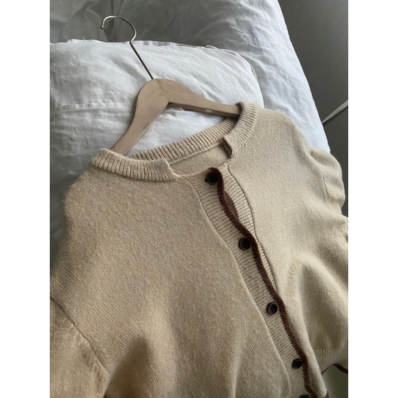 Áo len cardigan nâu be basic