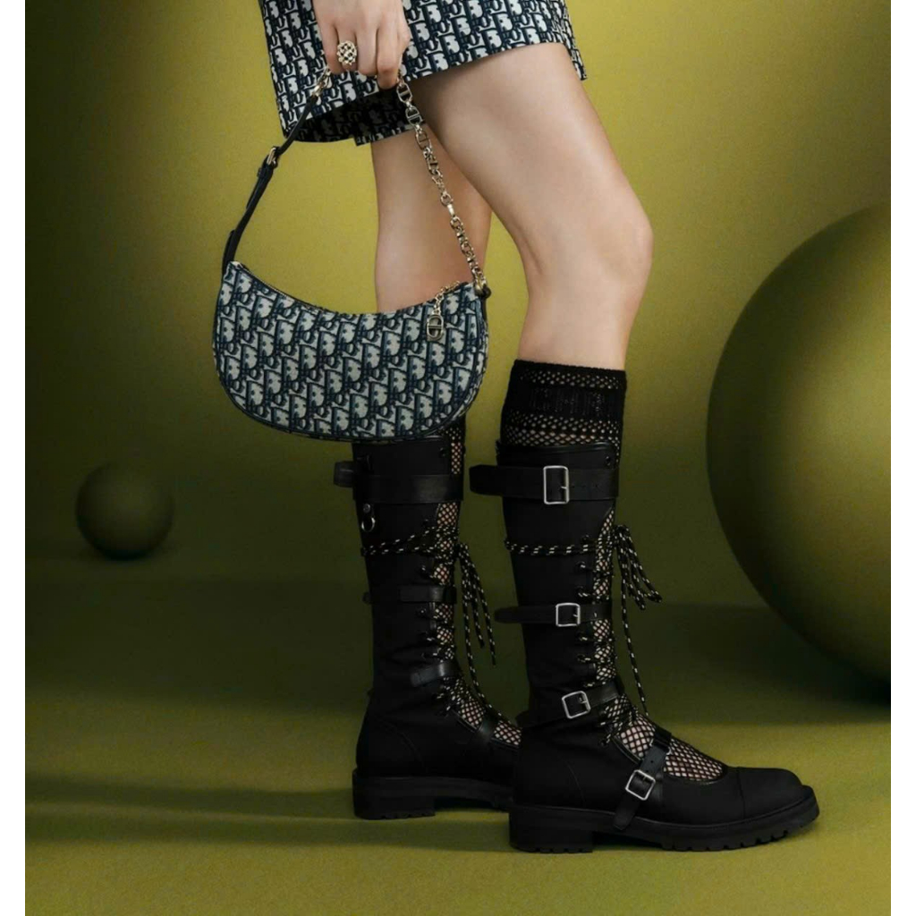 Túi CD Kẹo Nách họa tiết chữ D kèm Dây đeo bản to Size 21cm 101Hg