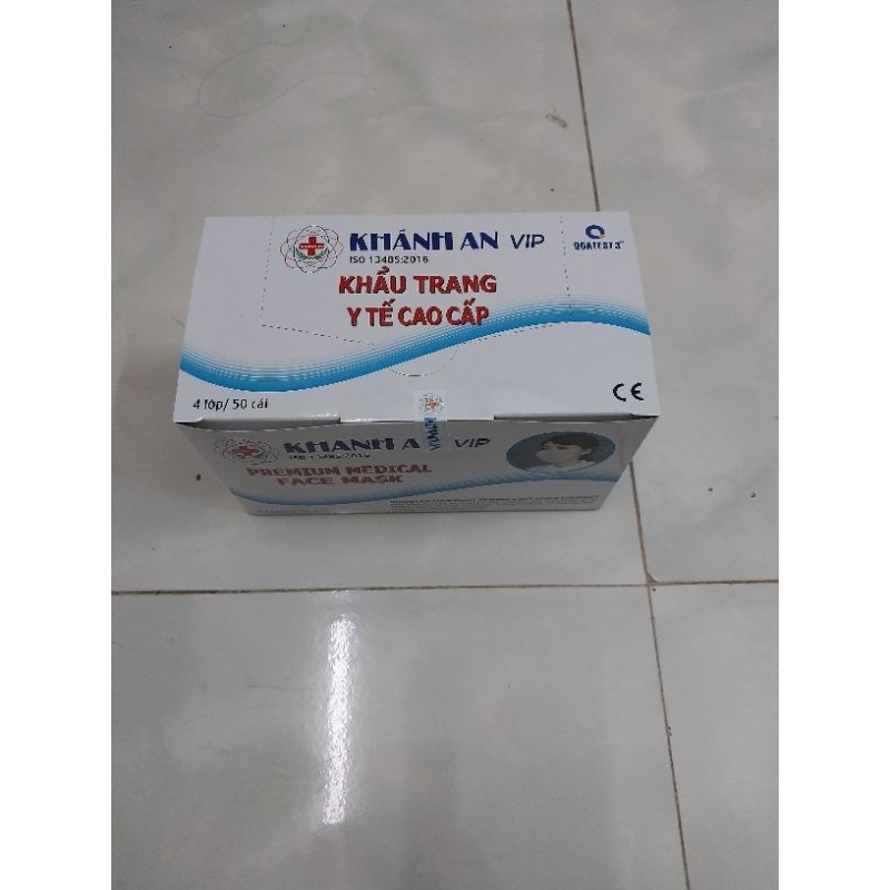 KHẨU TRANG Y TẾ KHÁNH AN VIP 4 lớp hộp 50 cái màu xanh ,trắng