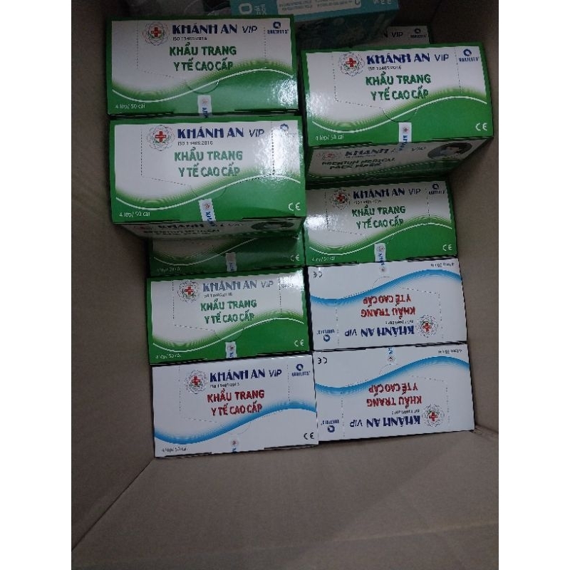 KHẨU TRANG Y TẾ KHÁNH AN VIP 4 lớp hộp 50 cái màu xanh ,trắng