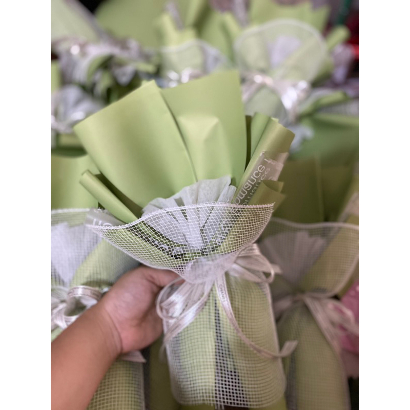 Cốt bó 1 bông hoa, dùng cắm hoa len, hoa nhũ hoặc 1-3 bông hoa sáp