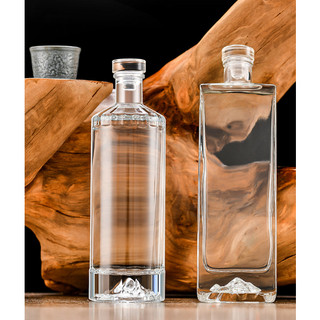 Chai Thủy Tinh Tròn Đáy Núi Nắp Thủy Tinh 500ml