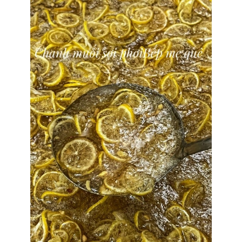 Chanh muối sợi phơi