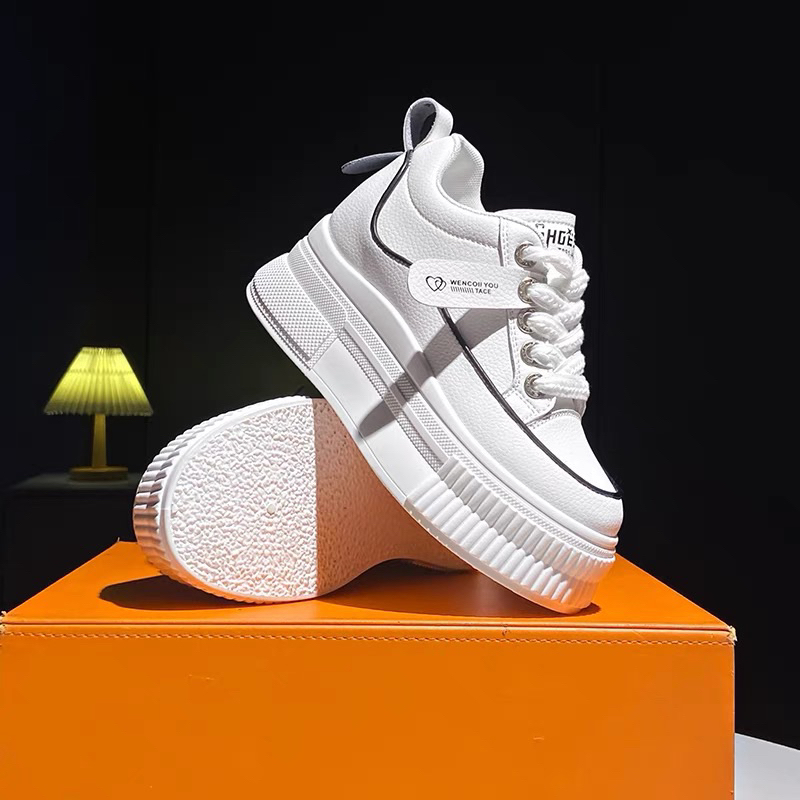 Giày thể thao đế độn 8cm