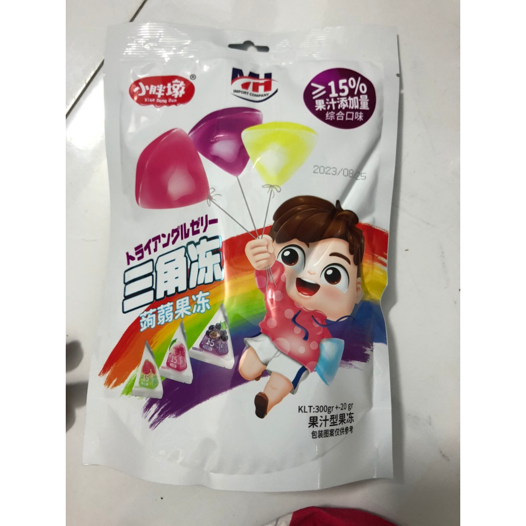 THẠCH TAM GIÁC HOT TITOK MIX CÁC VỊ TRÁI CÂY túi 300GR
