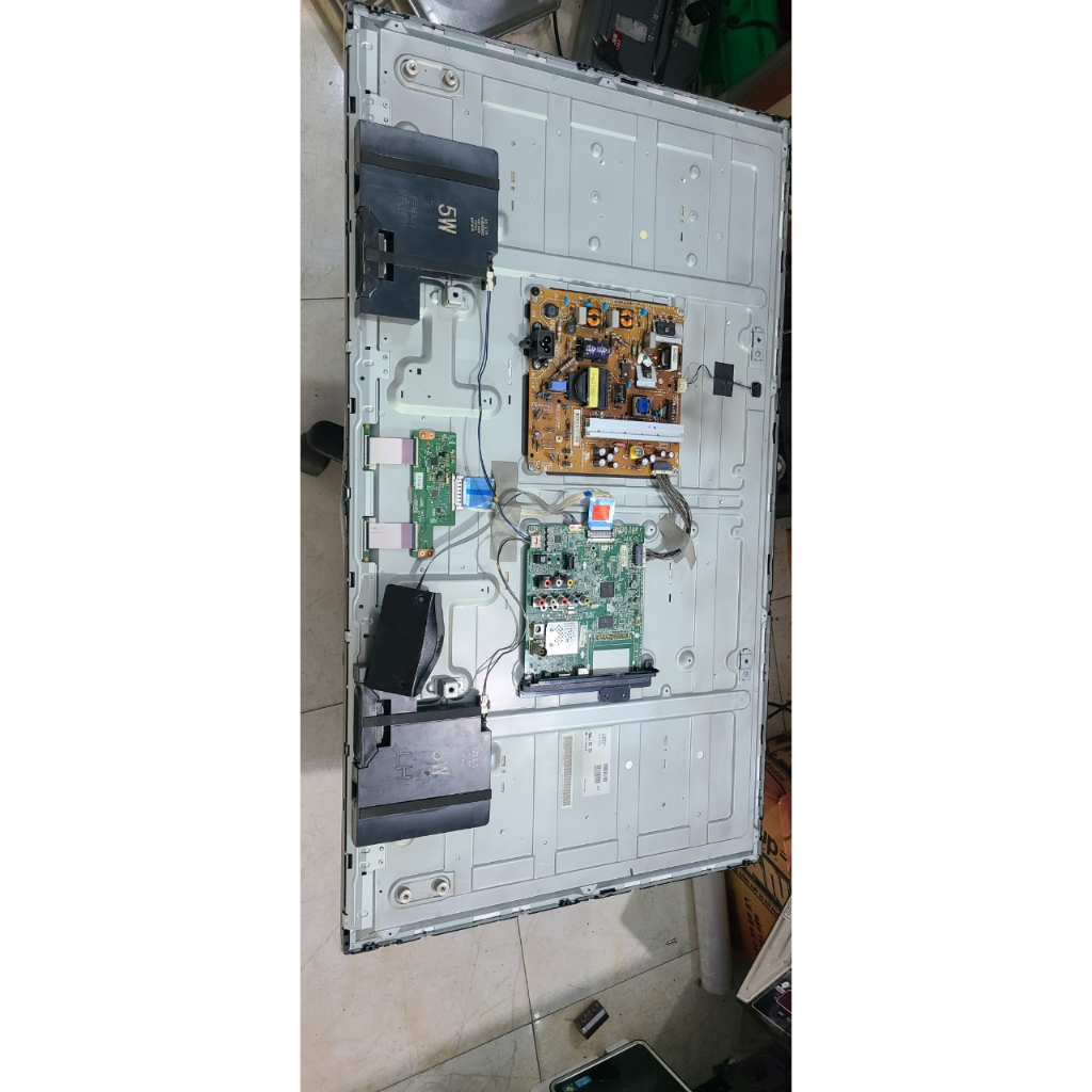 Bo Tcon tivi LG 42in , model 42LB551T, máy hư màn rả bo bán linh kiện