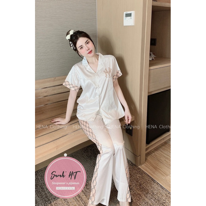 Bộ đồ mặc nhà chữ N.Y sang trọng