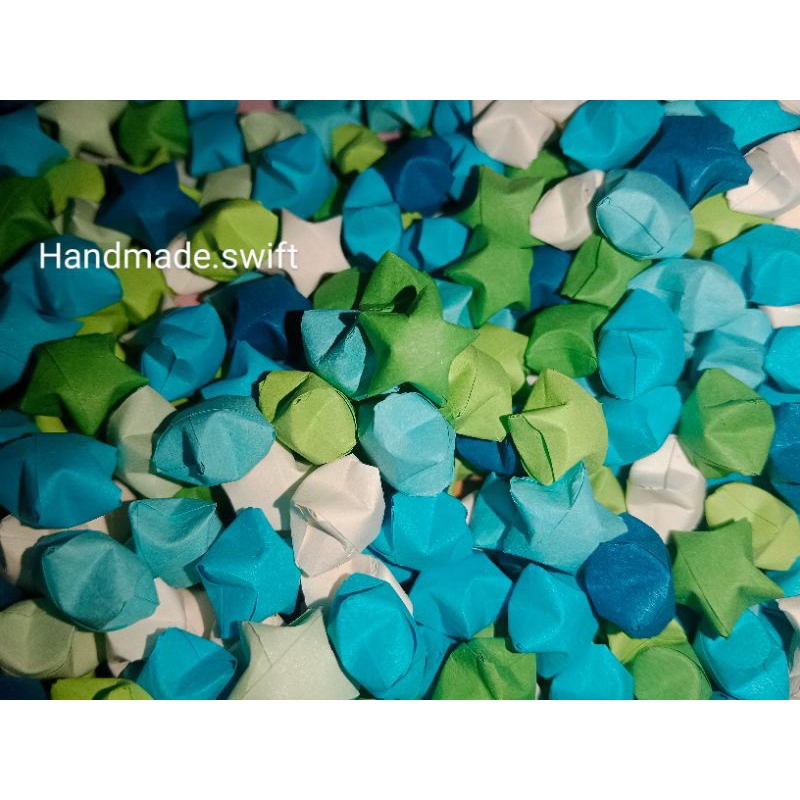 Ngôi sao giấy gấp sẵn màu pastel