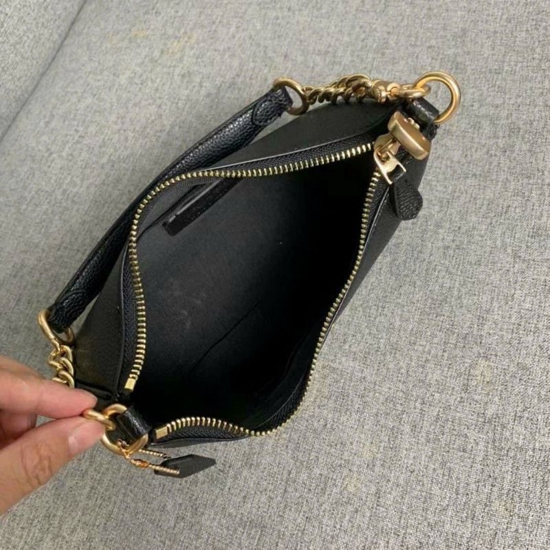 Túi Coach Teri Shoulder Bag